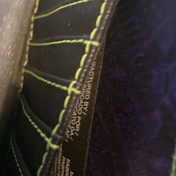 RARE NEW Loungefly The Princess & the Frog Dr. Facilier Glow in Dark Zip Wallet - Picture 8 of 8